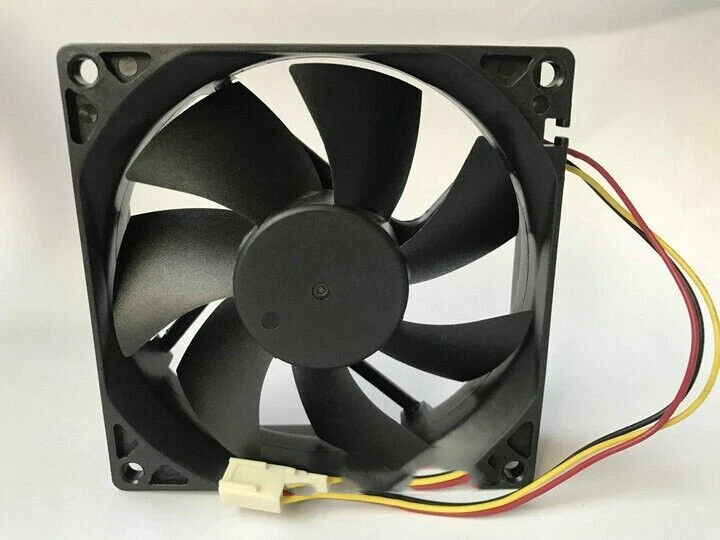 MAGIC 9025 MGT9212LS-A25 12V 0.15A 3-wire silent cooling fan - Image 2 of 2