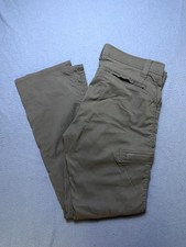 Wrangler Cargo Pants Men's 32x30 Khaki Stretch Outdoor Zipper Pockets Hiking