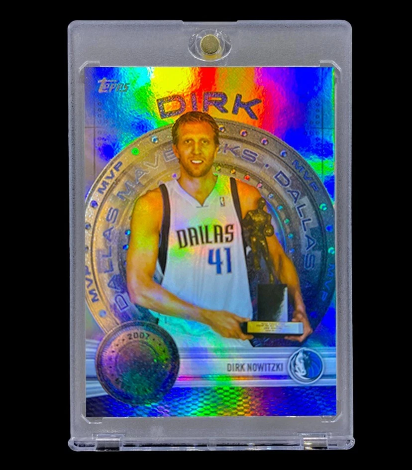 DIRK NOWITZKI NBA FINALS RAINBOW FOIL SILVER SP Inserção Não Automática - MAVERICKS - Imagem 2 de 4