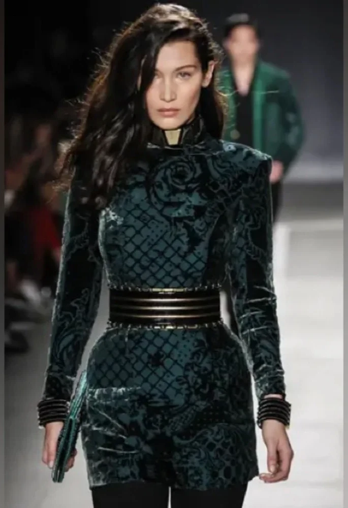 Balmain — NWT Balmain for H&M RUNWAY Velvet Green Flocked Long Sleeve Gold Zip Dress SZ 8