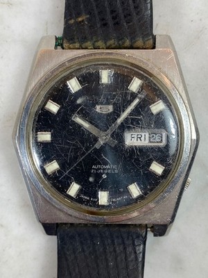 Vintage SEIKO 5 Automatic Watch. 21 Jewels Hexagon Case Day Date 6119-8190. RARE