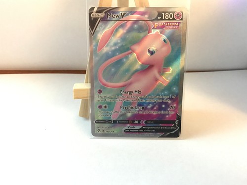 Mew V (Full Art) Ultra Rare SWSH08: Fusion Strike 250/264 LP
