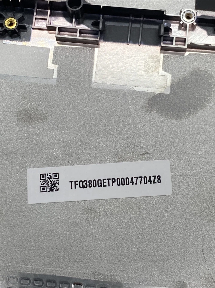 Cubierta inferior para Chromebook HP 11 11A G8 G8EE - 16W64UTR#ABA - grado B Foto 4 de 4