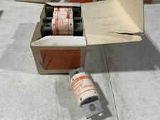 Ten (10) Ferraz Shawmut A25X130 Amp Trap Fast Acting Fuses 130A, Type 4 NOS