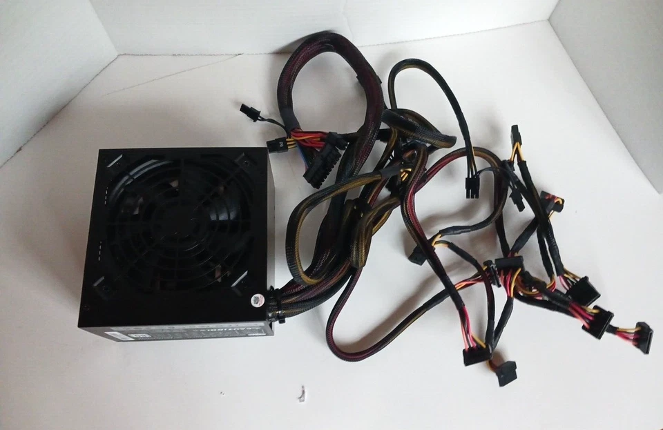 Cooler Master GX 750W 80 PLUS RS-750-ACAA-E3 ATX Desktop Power Supply PARTS ONLY - Image 3 of 4