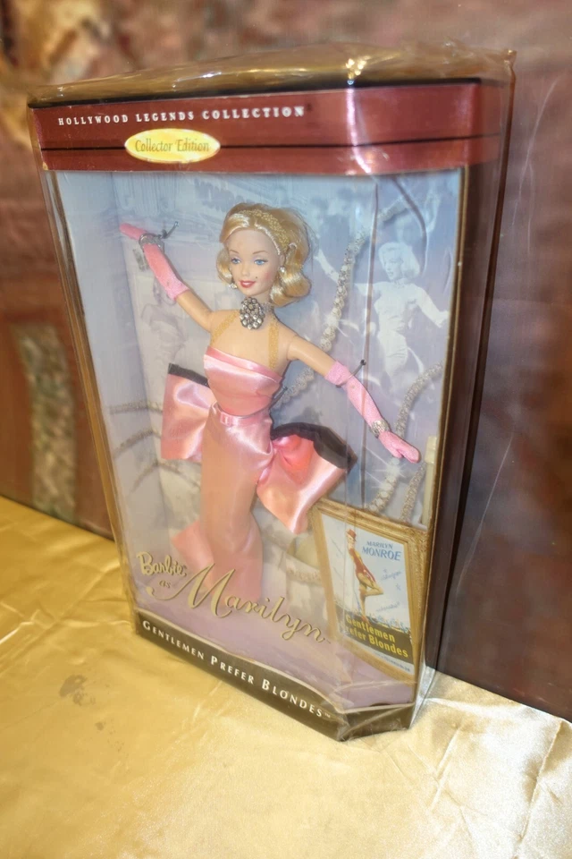 LAST UNIT!!!  BARBIE MARILYN MONROE, PINK DRESS, NRFB, DAMAGED BOX - Imagen 2 de 4