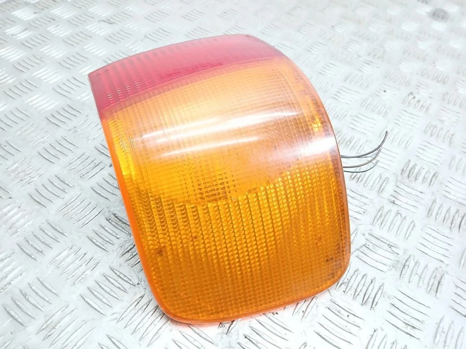 Piloto trasero izquierdo audi 100 s4 c4 1991 UST111244 Foto 2 de 4