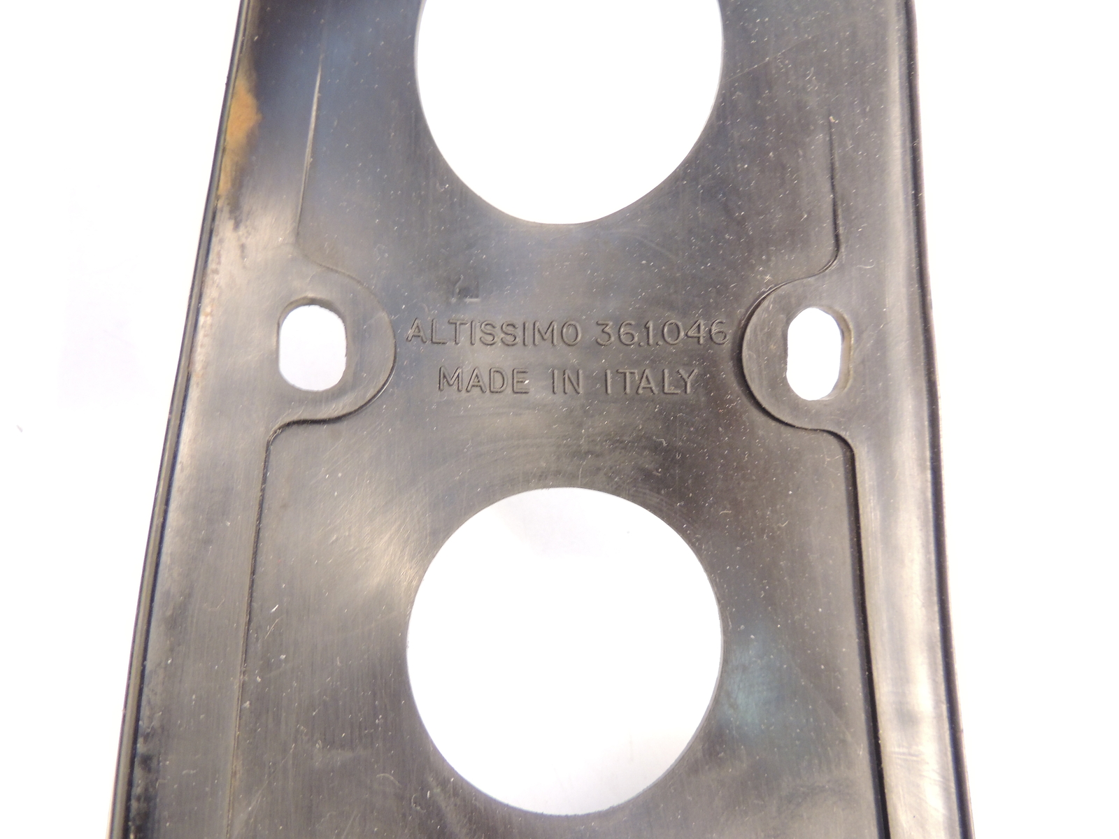 Maserati Rear Tail Light Gasket Altissimo Quattroporte Sebring 1963-69 36.1.046