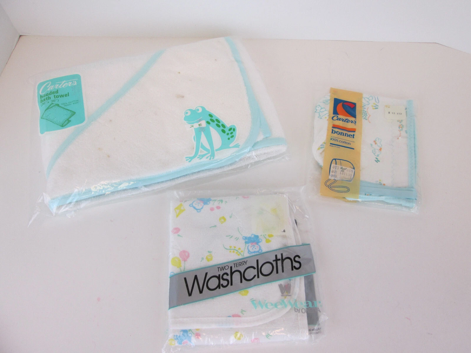 Vintage Carters Infant Baby Hooded Towel Bonnet Oneita Terry Washcloths Aqua
Opens in a new window o