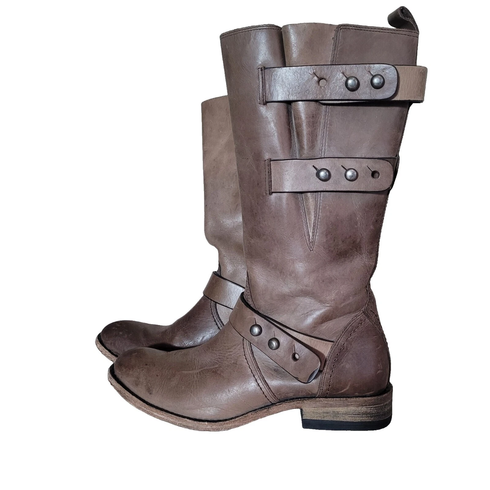 Botas para mujer Lucchese marrones con tachuelas