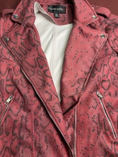 colleen lopez classic snake skin pattern jacket ruby red Sz-m Zip Up - Picture 6 of 7