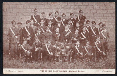 Postkarte Ringwood New Forest Hampshire die Kirchenjungen Brigade früh