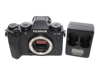 Used Fujifilm X-T5 Mirrorless Camera Body Black