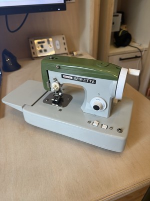 Vintage SEW-ETTE Miniatur ZICK-ZACK Nähmaschine (JAPAN) braucht Ersatzhaken