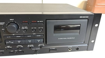 TASCAM CD-A500 CDプレーヤー CD-A500 | CD Player / Cassette Combination Deck | TASCAM