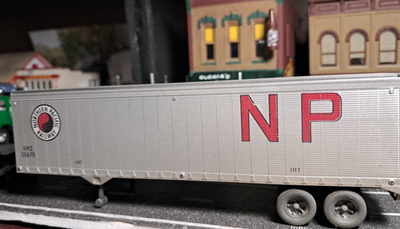 #ad NORTHERN PACIFIC RTR HO 1 87 SEMI TRAILER 40quot;SILVER WALTHERS LIGHT WEATHERING NP $12.98
