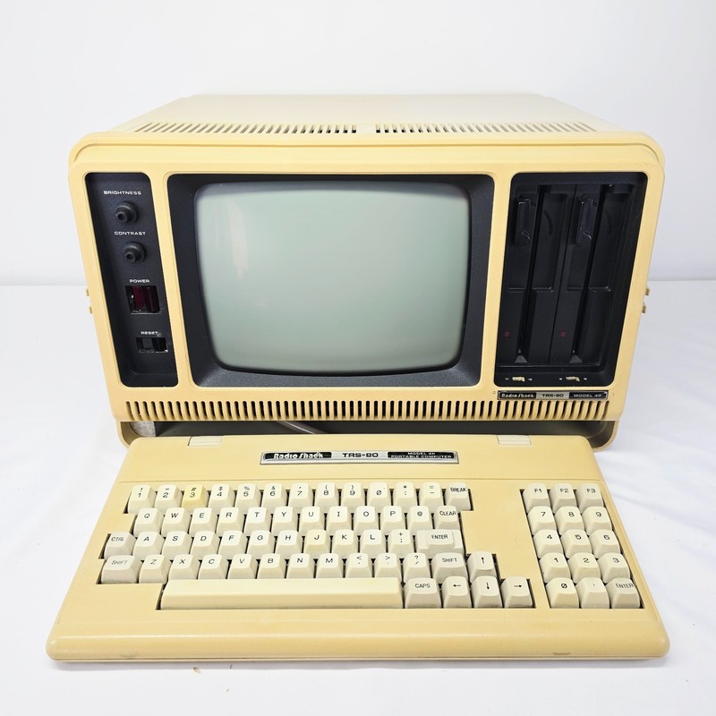 Tandy Radio Shack TRS-80 Model 4P - Model 26-1080A Untested Spares or Rapair