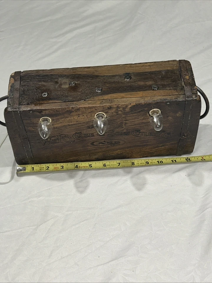 WR Case Cutlery Co Handmade Lighted Knife Display - Image 3 of 4