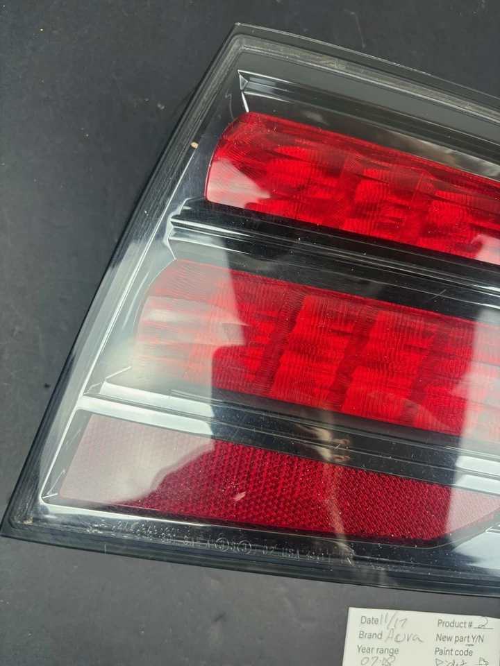 Задний тормозной фонарь правый со стороны водителя правый для 2007-2008 ACURA TL тип S - Изображение 3 из 4