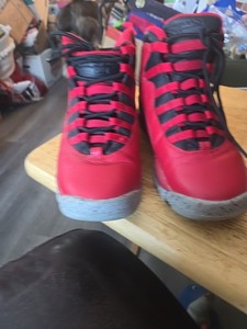 Nike Air Jordan 10 Retro Boys 4.5y BG 705179-601 Bulls Over Broadway Red 4740