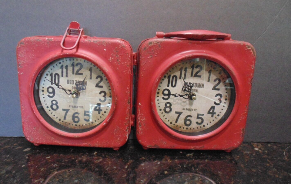 Old Town Clock 67 BAILEY ST Shabby Chic Rustic Red Distressed Paint EUC Works eBay