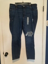 Women  s Old Navy Plus Rockstar Super Skinny Extra High Rise Jeans Size 24
