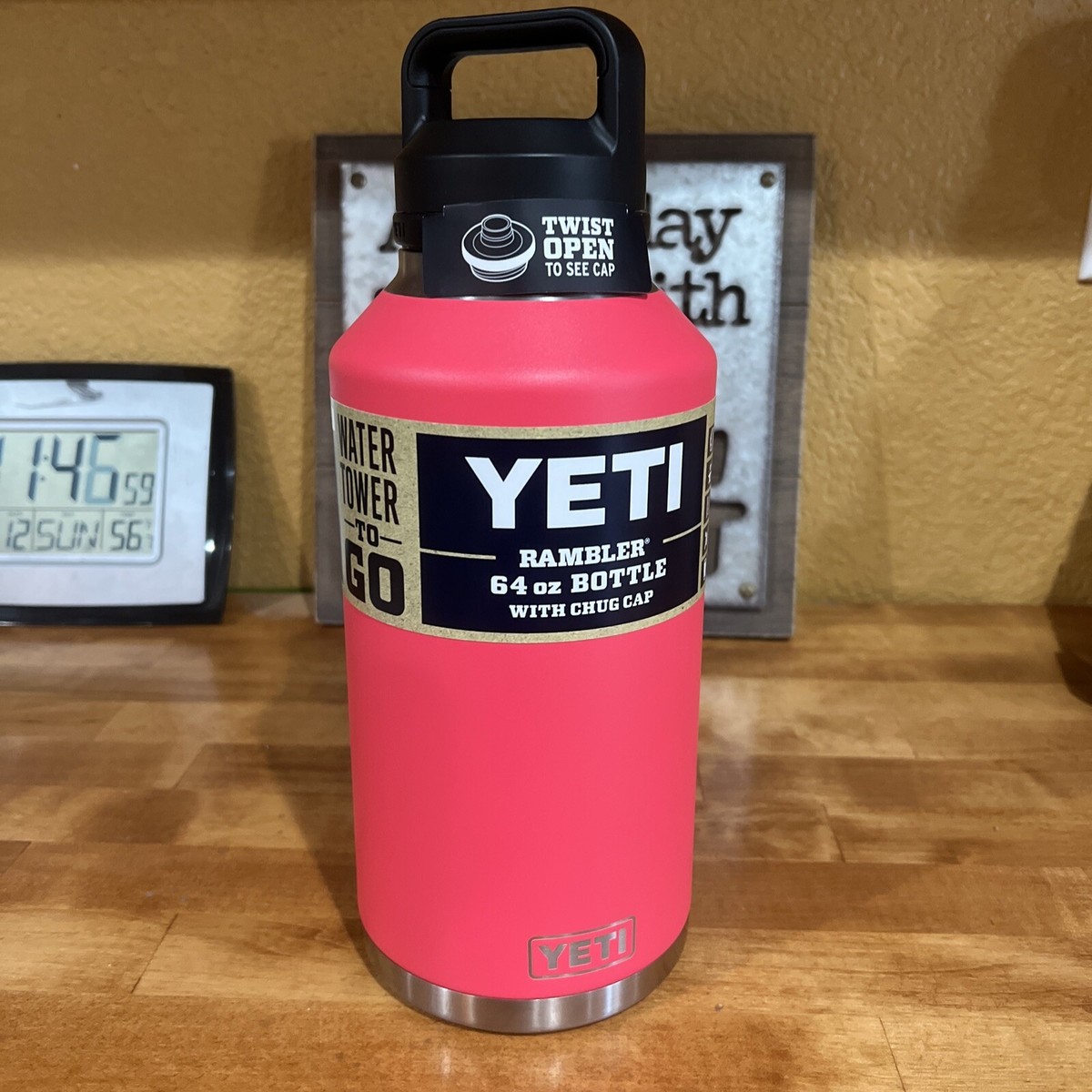 YETI - 【新品未使用】YETI  64oz ボトル Amazon.com: YETI Rambler 64 oz Bottle, Vacuum Insulated