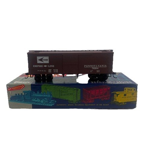 Tren a escala Ho Roundhouse #76204 40 ft PRR Box kadee | Zustand: Used