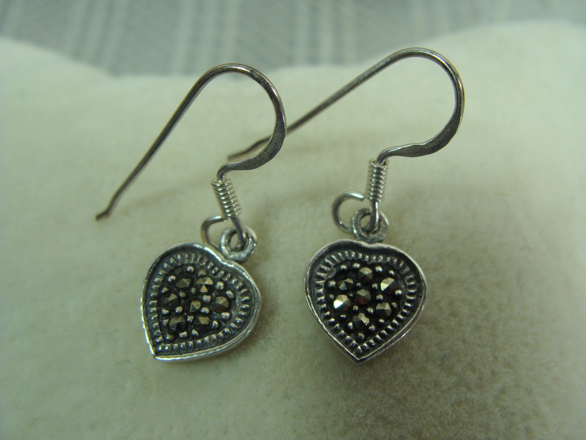 VTG CW Sterling Silver Dainty Pave Marcasite Stone Heart Modern