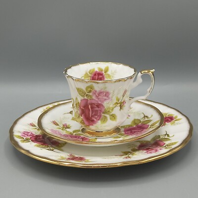 Vintage Queen´s China Weiß Gold Rosen Teetasse Untertasse Kuchenteller England