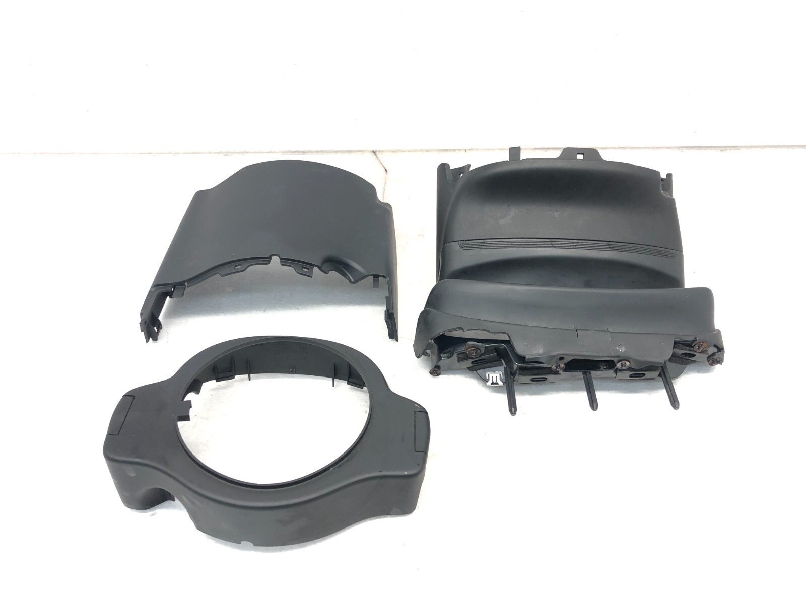 2014-2019 MASERATI QUATTROPORTE AWD STEERING COLUMN SHROUD COVER TRIM OEM