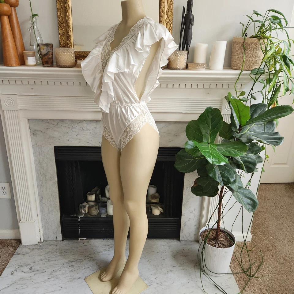 Lencería de peluche vintage años 80 lirio de Francia marfil talla S volante encaje romántico Foto 2 de 4