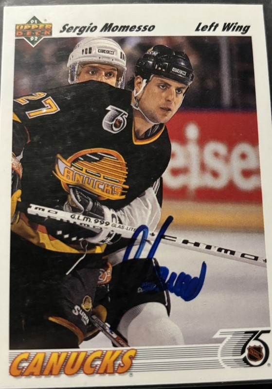 Sergio Momesso Vancouver Canucks autographed card (1991-92 Upper Deck #571)