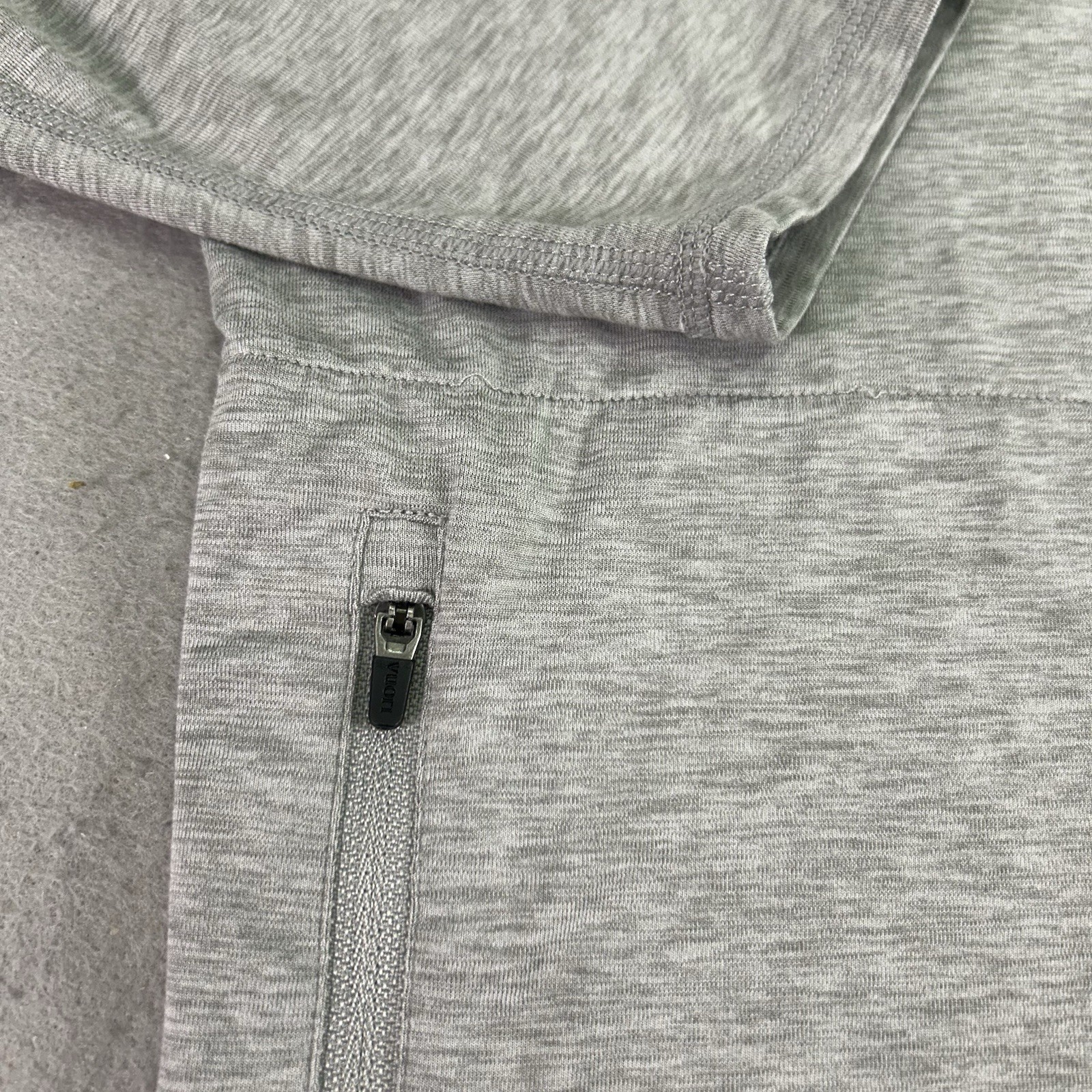 Vuori Ease Performance Half Zip Pullover Mens M G… - image 5