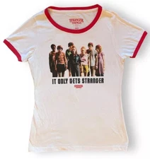 Netflix It Only Gets Stranger Things T-Shirt Size Medium Ringer Tee Cast Picture