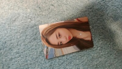 LESSERAFIM Fearless Album Huh Yunjin Fotokarte