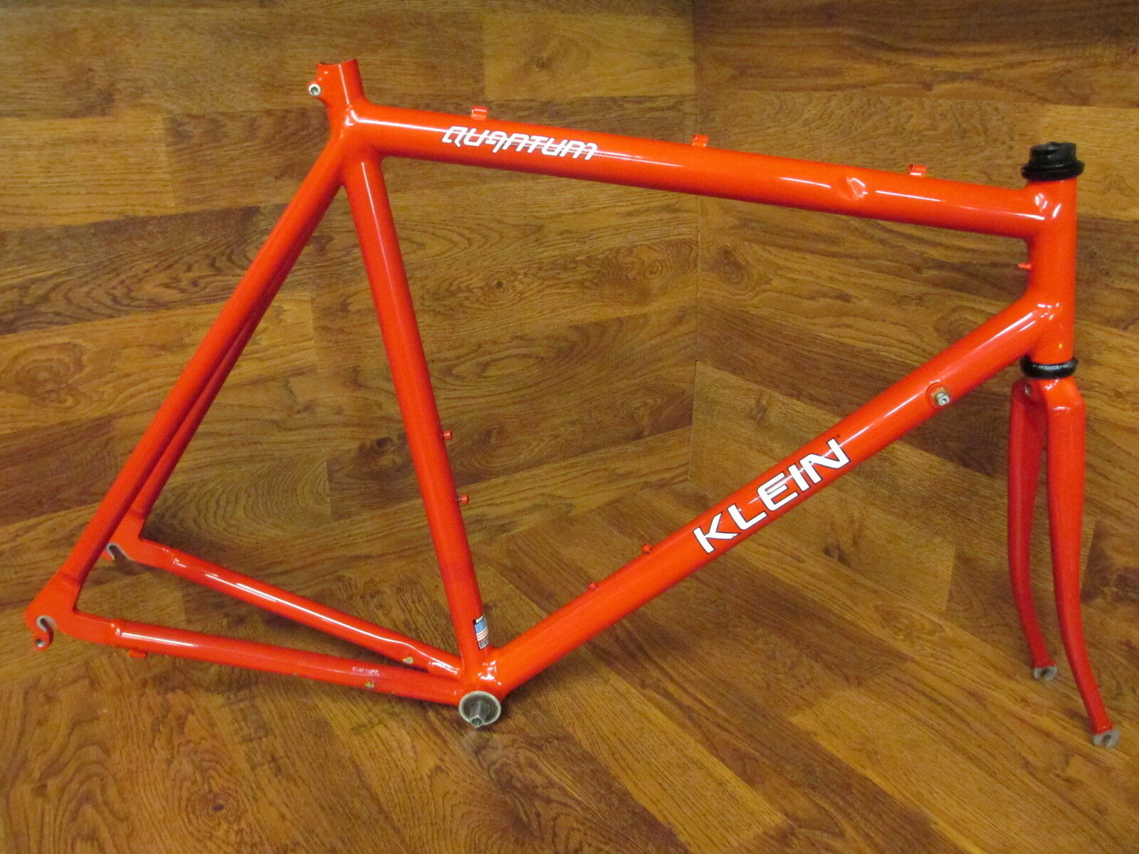 VINTAGE KLEIN QUANTUM ROAD BIKE FRAME SET 56 CM