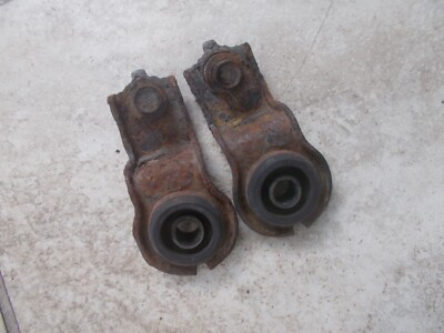 Toyota Highlander 3.0L V6 Upper Radiator Mounts 02 03 04 05 Stock Used OEM