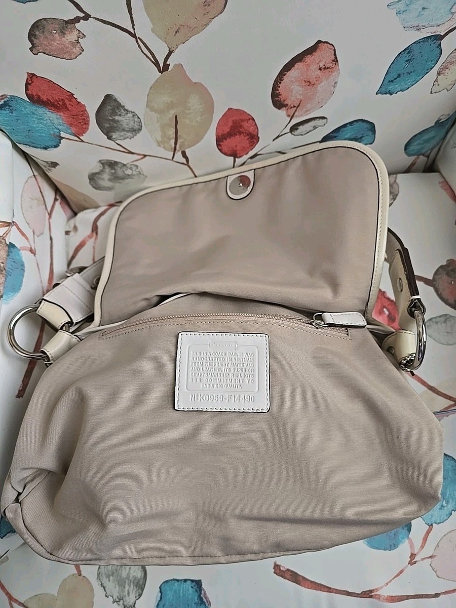 Coach Y2k Soho Pleated Optic Signature Flap Satchel. K0959-F14490