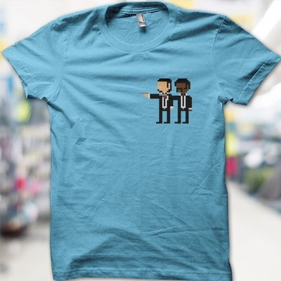 Pulp Fiction 8-Bit Pixel Art T-Shirt Retro Gaming Jules Vincent Gun Szene Tee