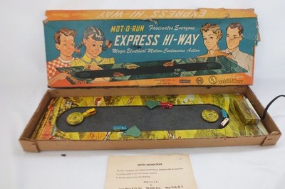 Vtg Louis Marx Motorun Express Hi Way Tin Litho Magic Motion Car Bus Track Box