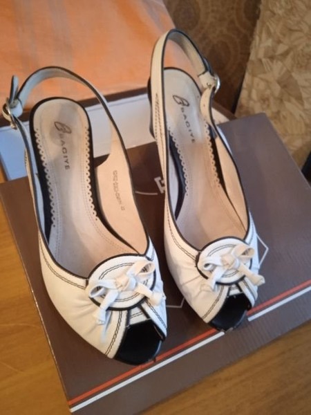 Women Heels White Leather 39