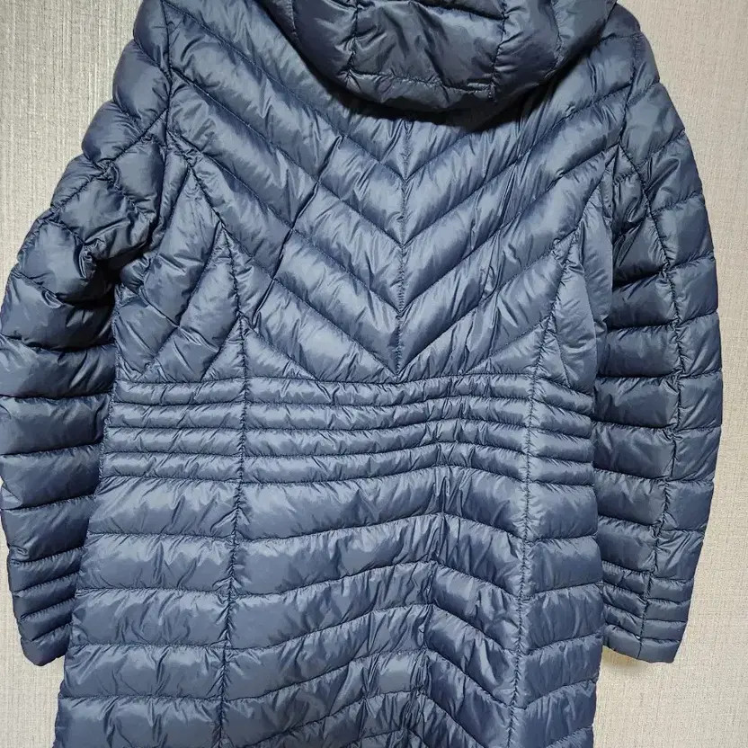 Lightweight Goose Down Padding, Size 100, Gently … - image 5