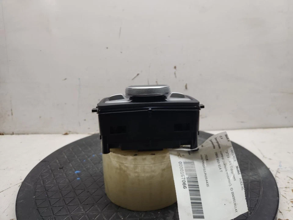 Equipo de audio consola de radio control montada para 17-19 AUDI A4 769581 Foto 2 de 4