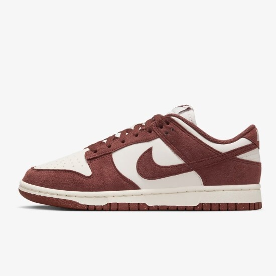 Кроссовки Nike Womens Dunk Low White/Red Sepia (HJ7673-001) доставлены в кратчайшие сроки