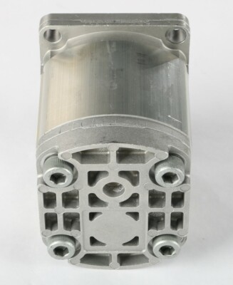 Pompa Idraulica Diesel Hatz 2212601: Nuova, Cilindrata 19,12 Cm³/giro