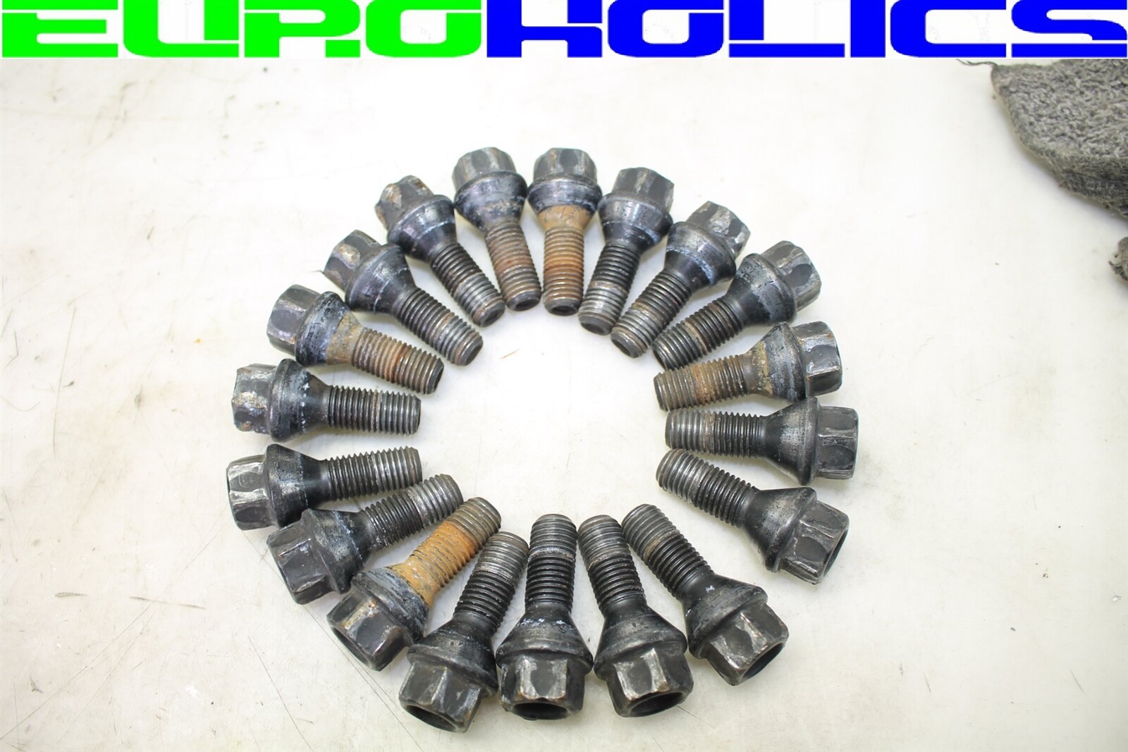 Set of 19 OEM BMW E60 550i 0410 E90 E46 E63 Lug Bolts Nuts Studs