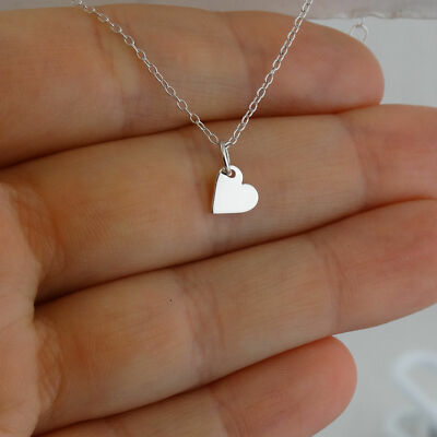 Kleine baumelnde Herz Charm Halskette - 925 Sterling Silber - schlichtes Liebesgeschenk Mädchen