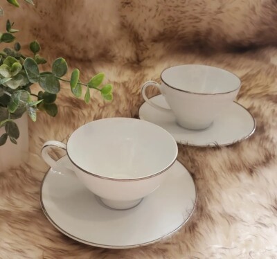 Noritake Fremont 2 Tea Cups & 2 Saucers  White Platinum Trim GUC Porcelain #6127