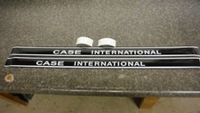 DECALCOMANIE COFANO TRATTORE COMPATTO CASE INTERNATIONAL MODEL 255. VEDI DETTAGLI E FOTO